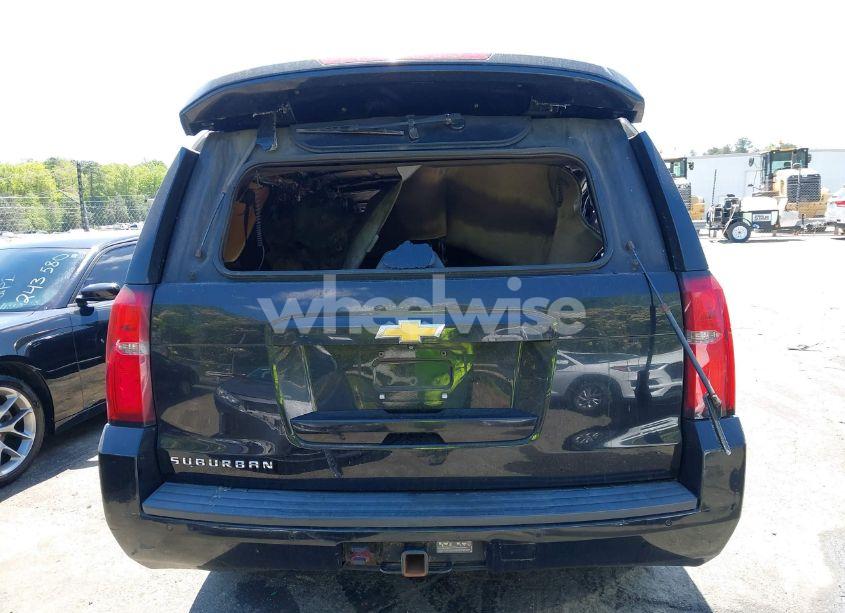 Photo 15 of 2015 Chevrolet Suburban 1500 LT (VIN 1GNSKJKC0FR268882)