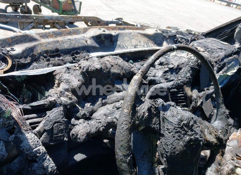 Photo 7 of 2015 Chevrolet Suburban 1500 LT (VIN 1GNSKJKC0FR268882)