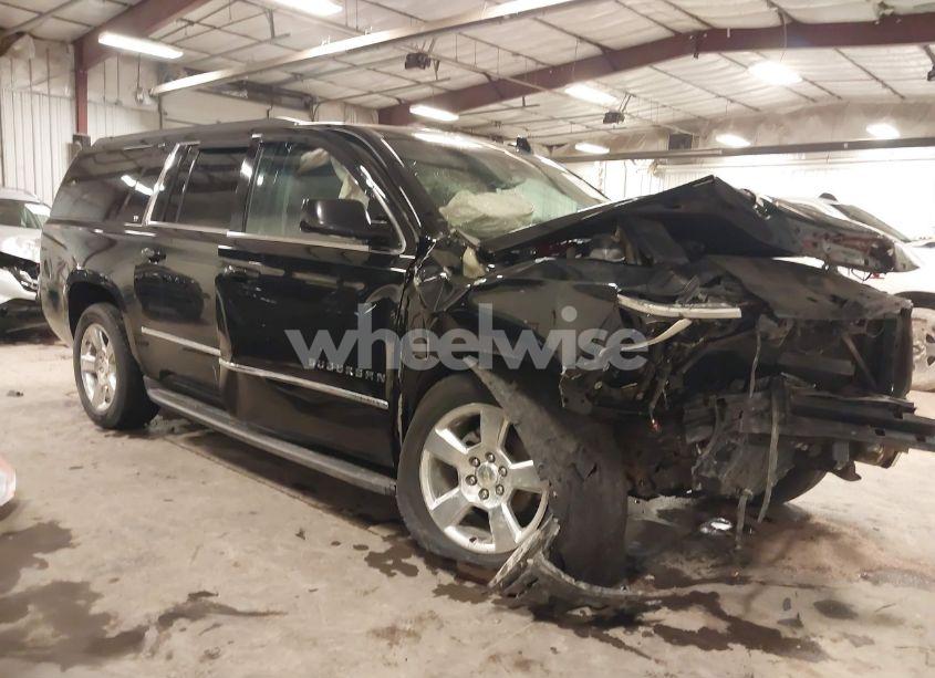 2015 Chevrolet Suburban 1500 LT (VIN 1GNSKJKC0FR652810) main photo