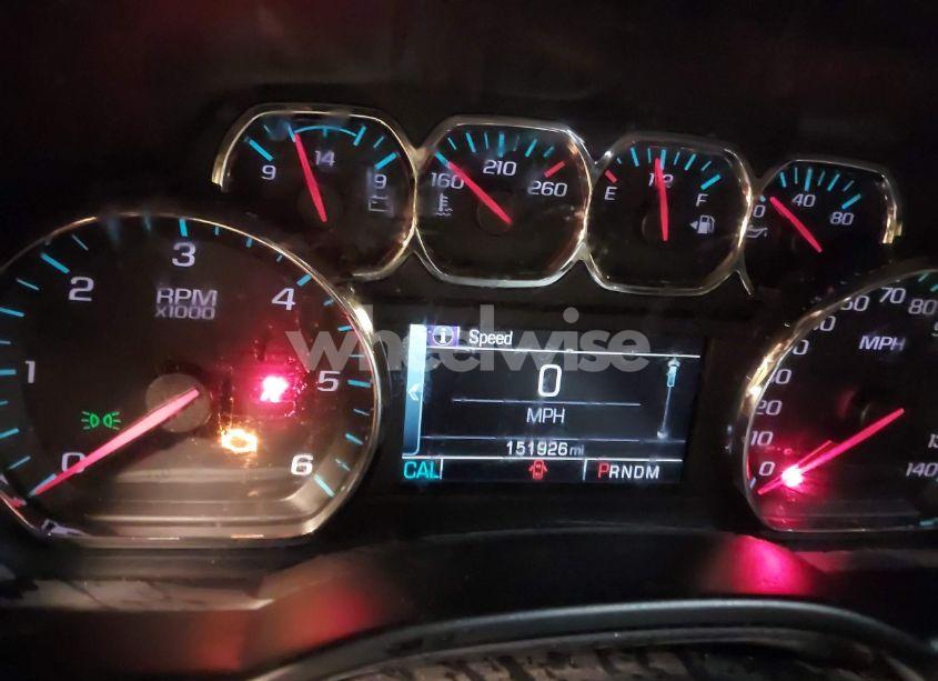 Photo 16 of 2015 Chevrolet Suburban 1500 LT (VIN 1GNSKJKC0FR652810)