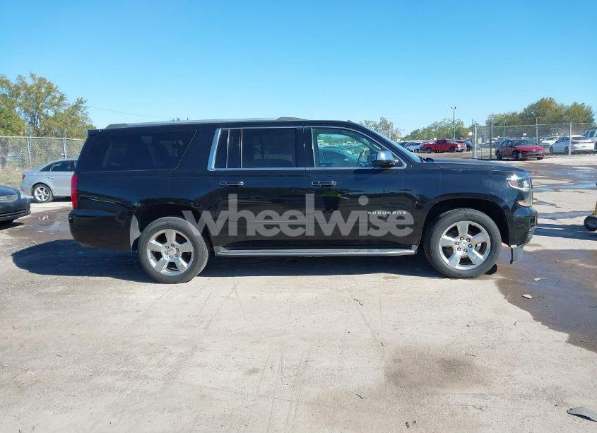 Photo 13 of 2017 Chevrolet Suburban PREMIER (VIN 1GNSKJKC0HR114398)