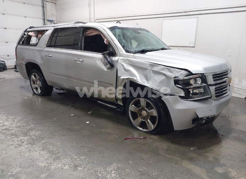 2017 Chevrolet Suburban PREMIER (VIN 1GNSKJKC0HR179235) main photo