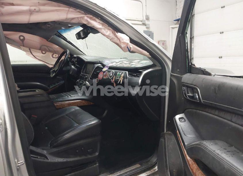 Photo 5 of 2017 Chevrolet Suburban PREMIER (VIN 1GNSKJKC0HR179235)