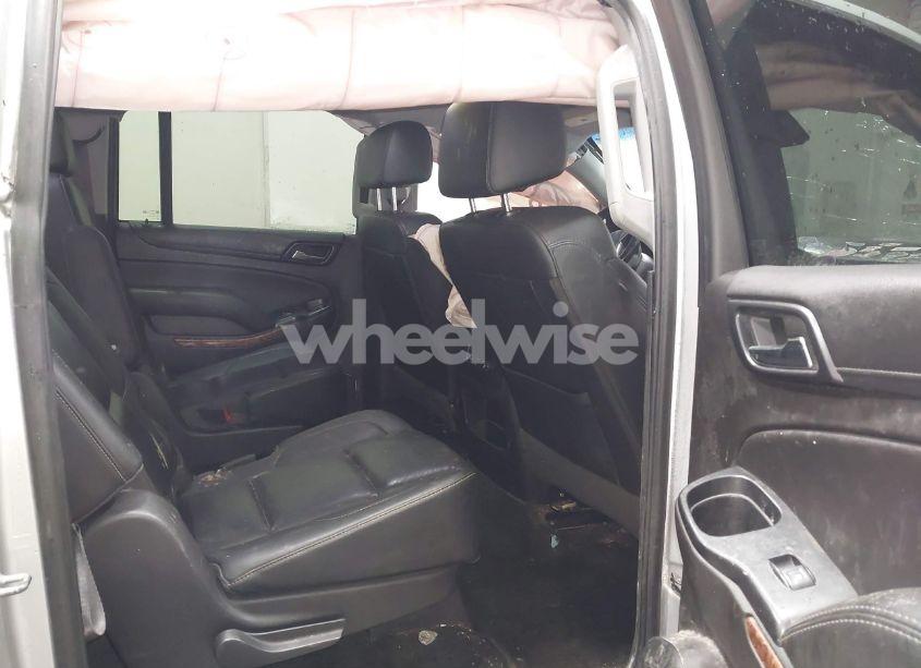 Photo 8 of 2017 Chevrolet Suburban PREMIER (VIN 1GNSKJKC0HR179235)