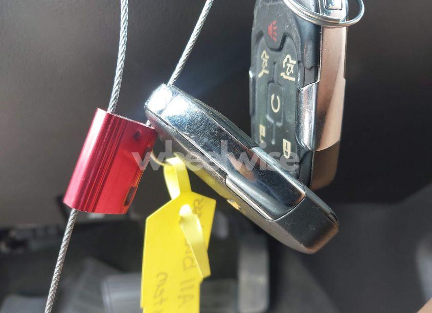 Photo 11 of 2017 Chevrolet Suburban PREMIER (VIN 1GNSKJKC0HR266648)