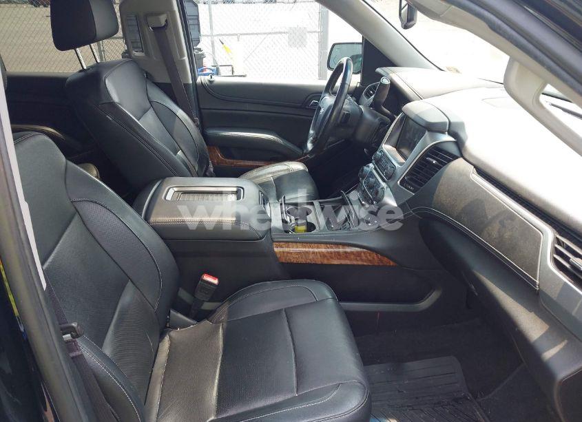 Photo 5 of 2017 Chevrolet Suburban PREMIER (VIN 1GNSKJKC0HR266648)