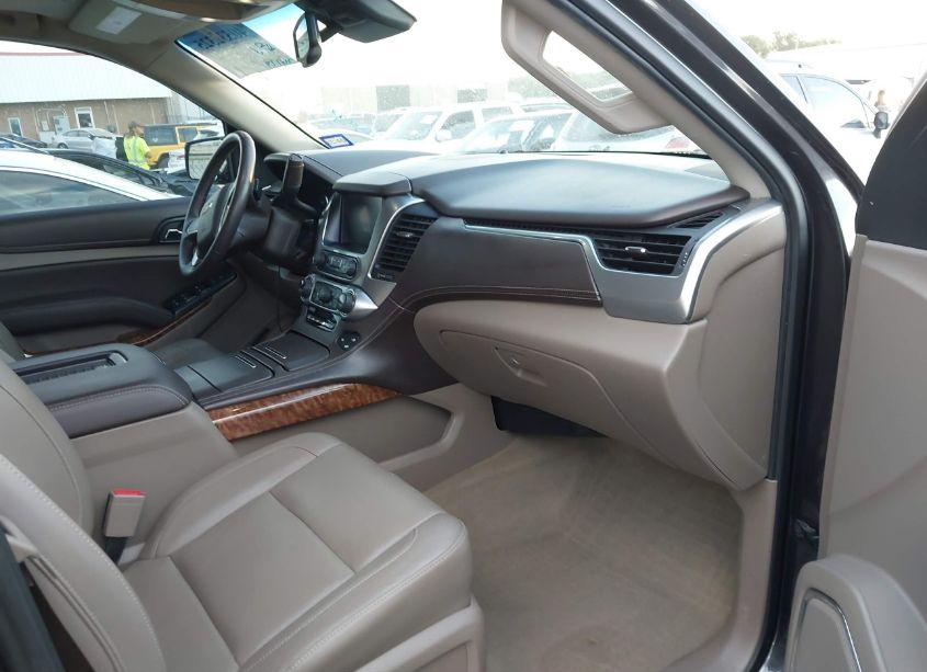 Photo 5 of 2017 Chevrolet Suburban PREMIER (VIN 1GNSKJKC0HR276046)