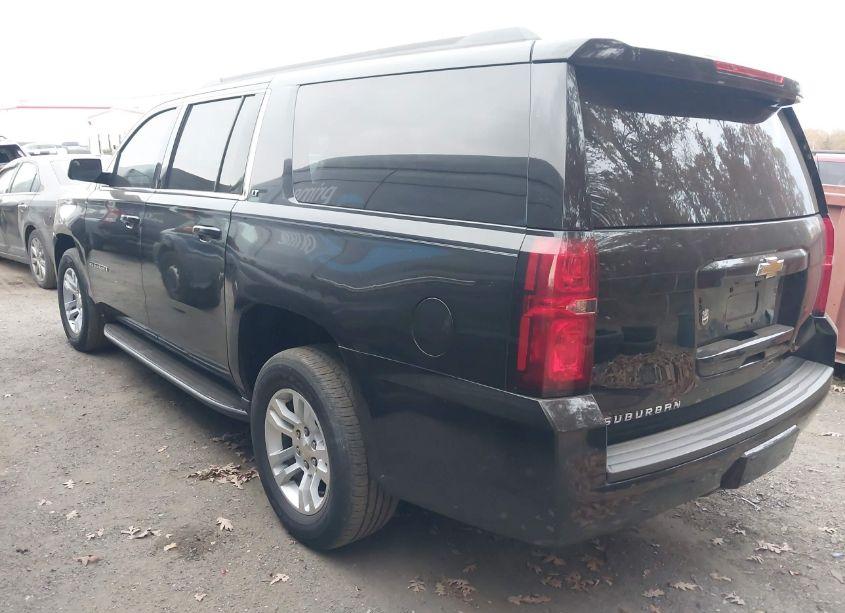 Photo 3 of 2015 Chevrolet Suburban 1500 LT (VIN 1GNSKJKC1FR256627)