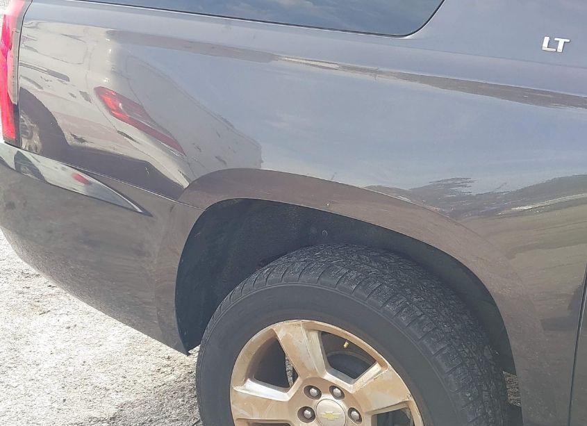 Photo 6 of 2015 Chevrolet Suburban 1500 LT (VIN 1GNSKJKC1FR729734)