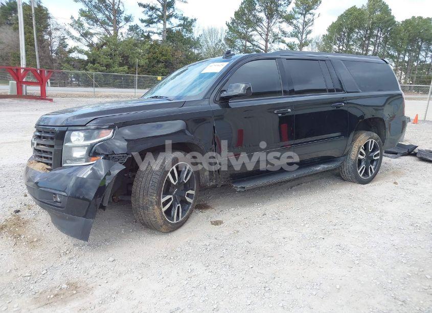 Photo 2 of 2018 Chevrolet Suburban PREMIER (VIN 1GNSKJKC1JR231686)