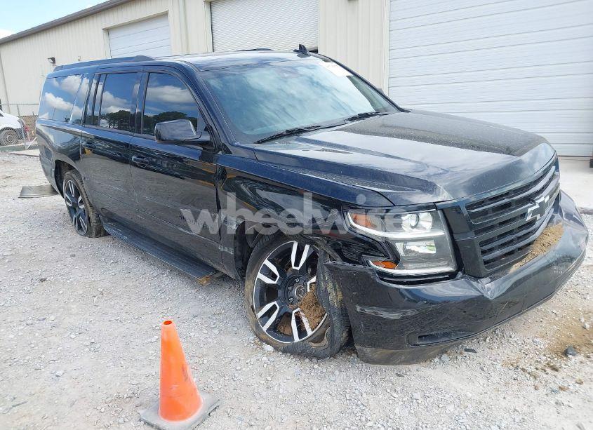 Photo 6 of 2018 Chevrolet Suburban PREMIER (VIN 1GNSKJKC1JR231686)