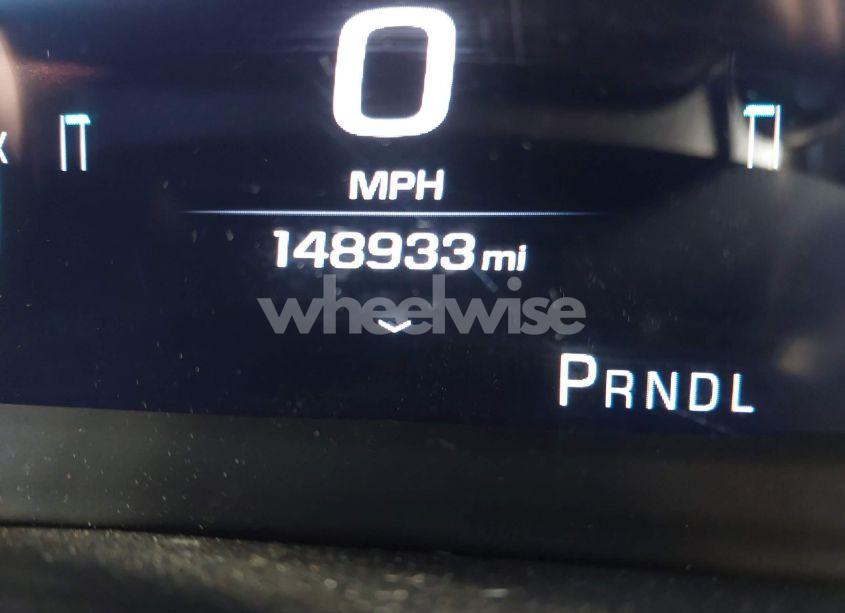 Photo 15 of 2018 Chevrolet Suburban PREMIER (VIN 1GNSKJKC1JR278829)