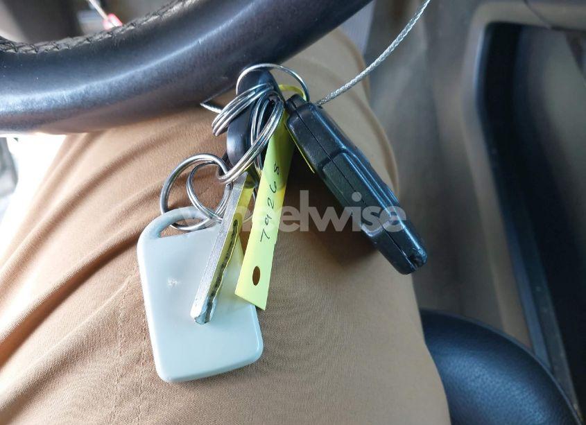 Photo 11 of 2015 Chevrolet Suburban 1500 LT (VIN 1GNSKJKC2FR162921)