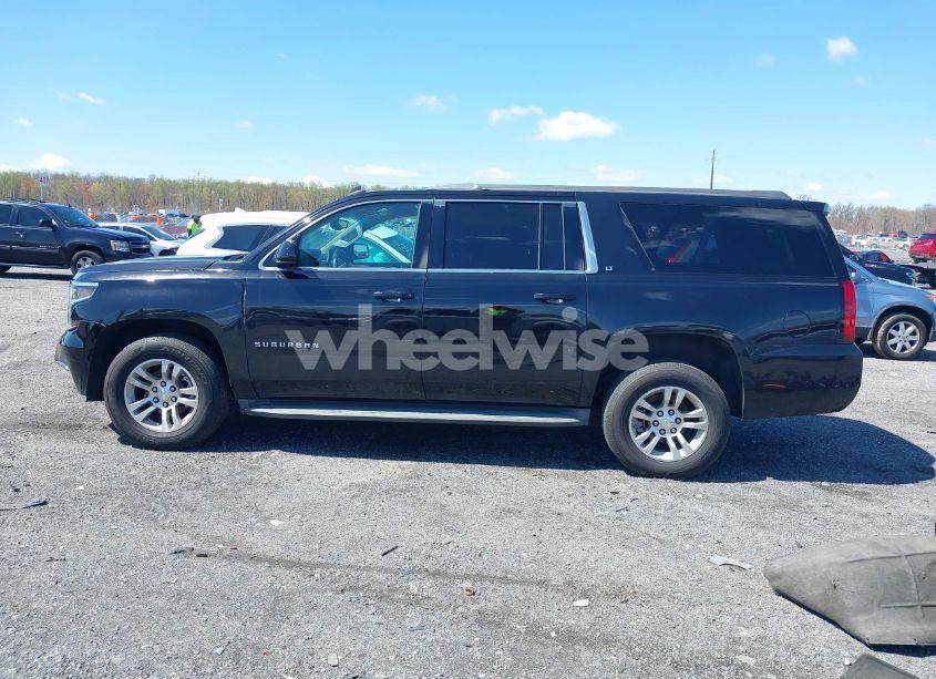 Photo 15 of 2015 Chevrolet Suburban 1500 LT (VIN 1GNSKJKC2FR162921)