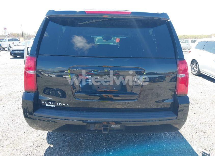 Photo 17 of 2015 Chevrolet Suburban 1500 LT (VIN 1GNSKJKC2FR162921)