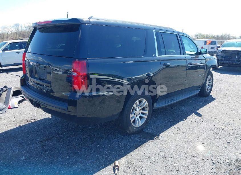 Photo 4 of 2015 Chevrolet Suburban 1500 LT (VIN 1GNSKJKC2FR162921)