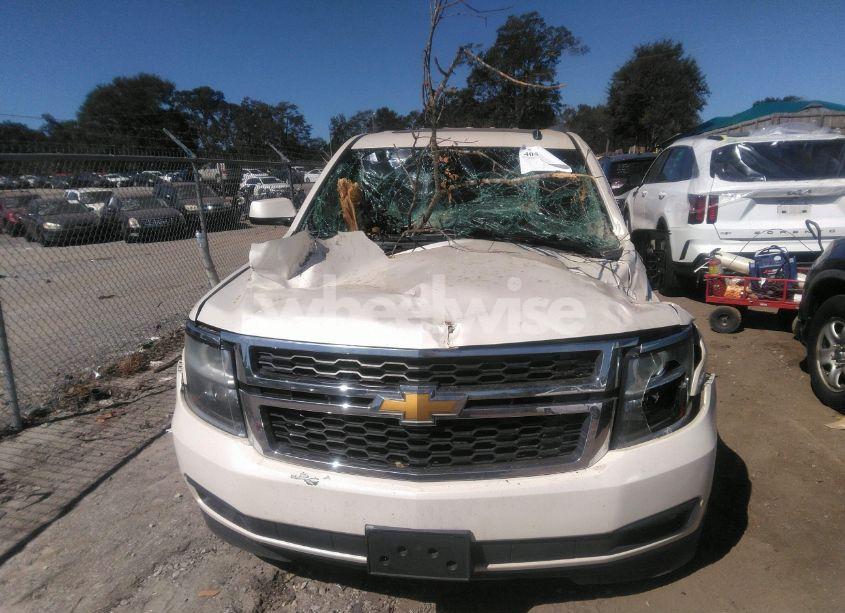 Photo 11 of 2015 Chevrolet Suburban 1500 LT (VIN 1GNSKJKC2FR193702)