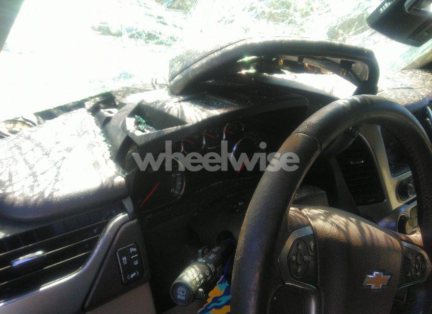 Photo 14 of 2015 Chevrolet Suburban 1500 LT (VIN 1GNSKJKC2FR193702)