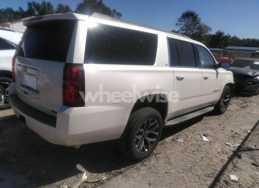 Photo 4 of 2015 Chevrolet Suburban 1500 LT (VIN 1GNSKJKC2FR193702)