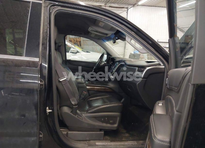 Photo 5 of 2015 Chevrolet Suburban 1500 LT (VIN 1GNSKJKC2FR561196)