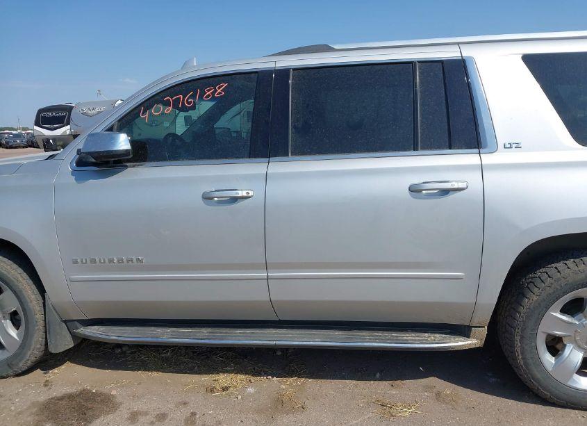 Photo 14 of 2016 Chevrolet Suburban LTZ (VIN 1GNSKJKC2GR359539)