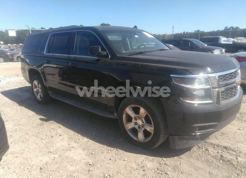 2015 Chevrolet Suburban 1500 LT (VIN 1GNSKJKC3FR141995) main photo