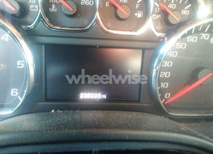 Photo 7 of 2015 Chevrolet Suburban 1500 LT (VIN 1GNSKJKC3FR141995)