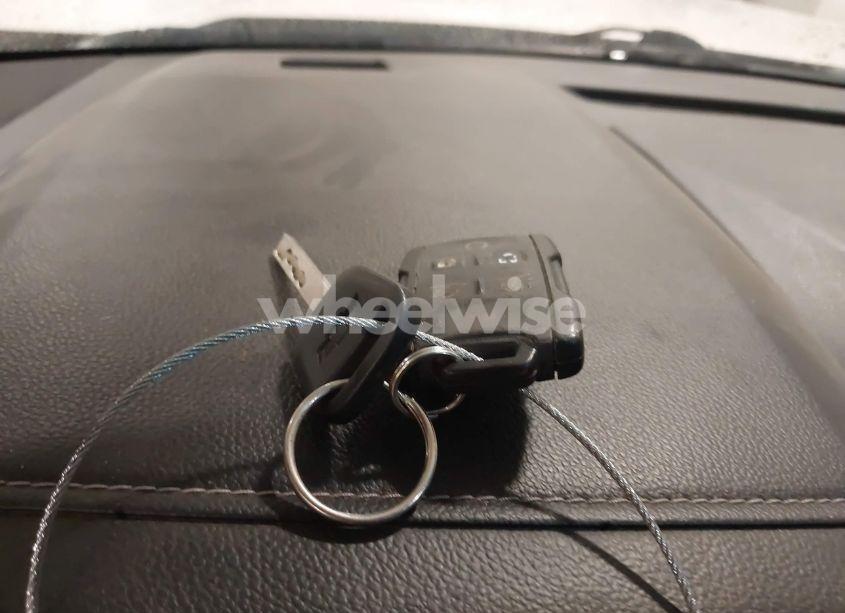 Photo 11 of 2015 Chevrolet Suburban 1500 LT (VIN 1GNSKJKC3FR177864)