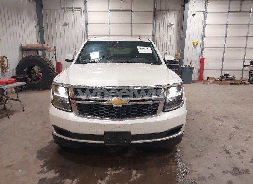 Photo 12 of 2015 Chevrolet Suburban 1500 LT (VIN 1GNSKJKC3FR177864)