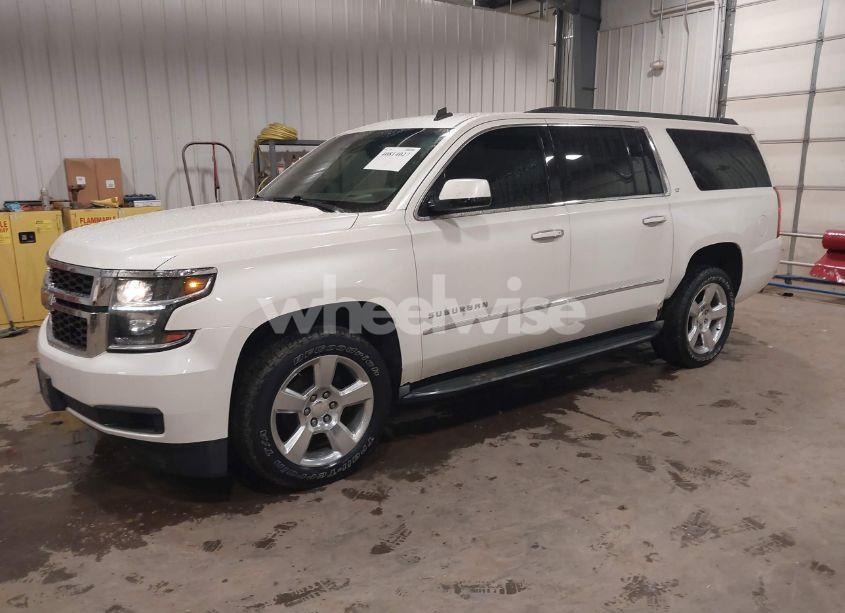 Photo 2 of 2015 Chevrolet Suburban 1500 LT (VIN 1GNSKJKC3FR177864)
