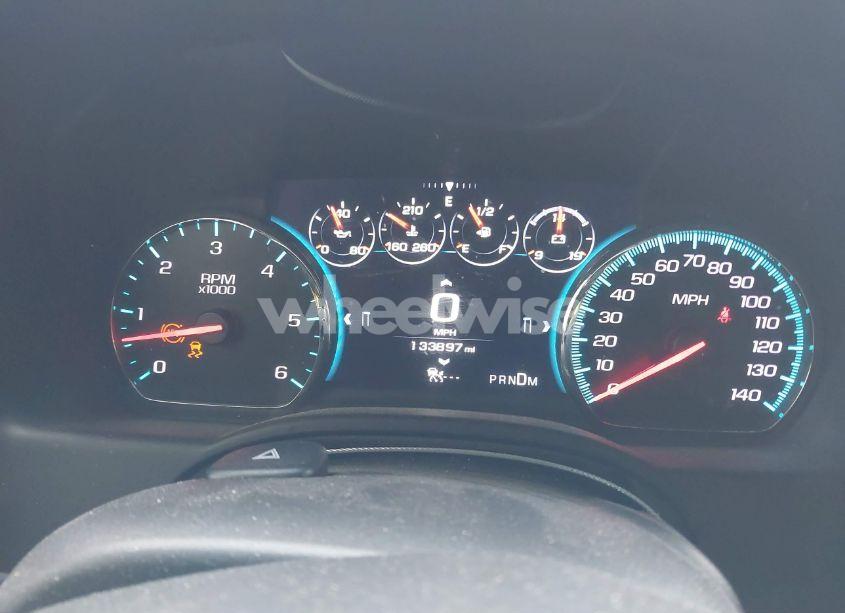 Photo 7 of 2016 Chevrolet Suburban LTZ (VIN 1GNSKJKC3GR221878)