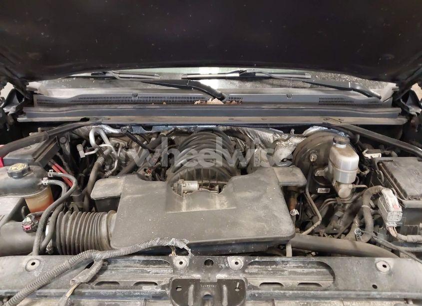 Photo 10 of 2017 Chevrolet Suburban PREMIER (VIN 1GNSKJKC3HR260195)