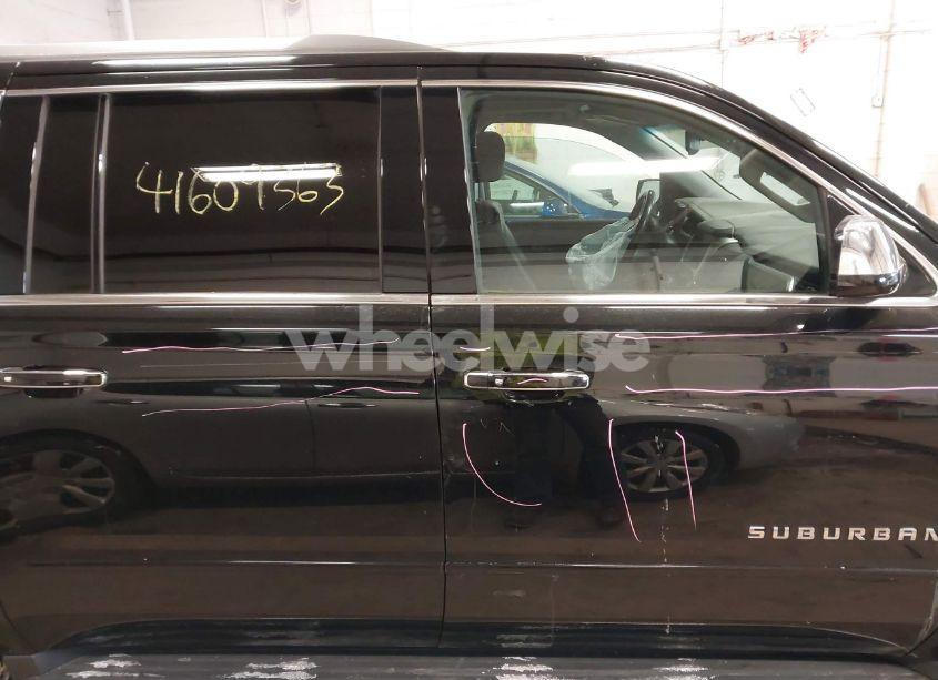 Photo 14 of 2017 Chevrolet Suburban PREMIER (VIN 1GNSKJKC3HR260195)