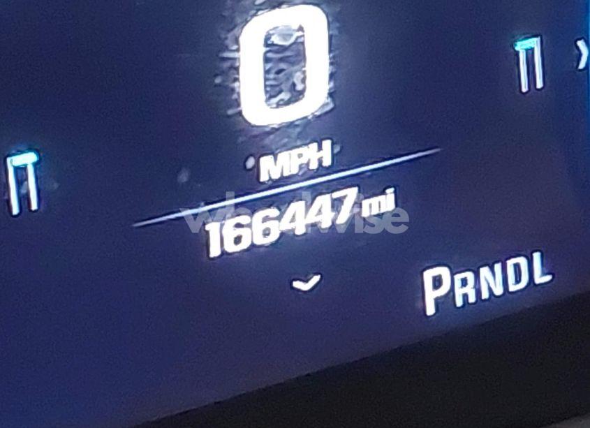 Photo 16 of 2017 Chevrolet Suburban PREMIER (VIN 1GNSKJKC3HR260195)