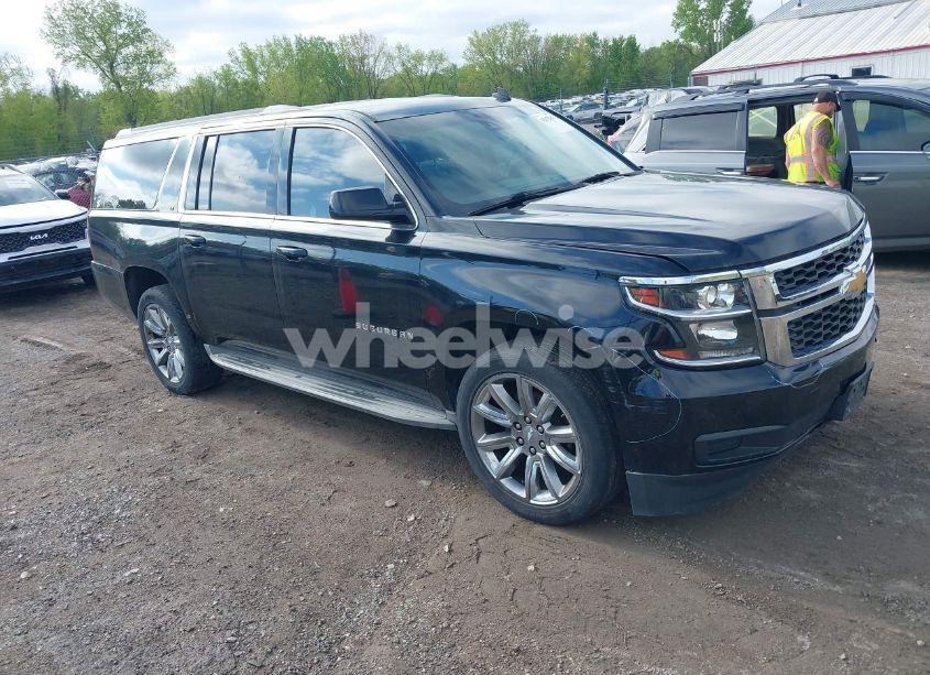 2015 Chevrolet Suburban 1500 LT (VIN 1GNSKJKC4FR144033) main photo