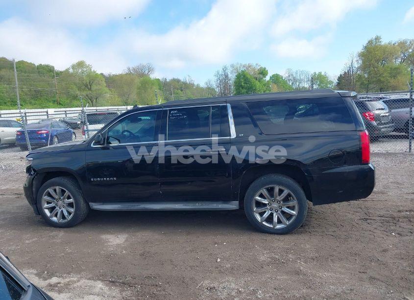 Photo 14 of 2015 Chevrolet Suburban 1500 LT (VIN 1GNSKJKC4FR144033)