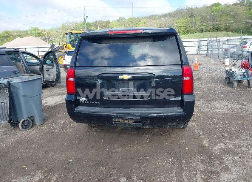 Photo 16 of 2015 Chevrolet Suburban 1500 LT (VIN 1GNSKJKC4FR144033)