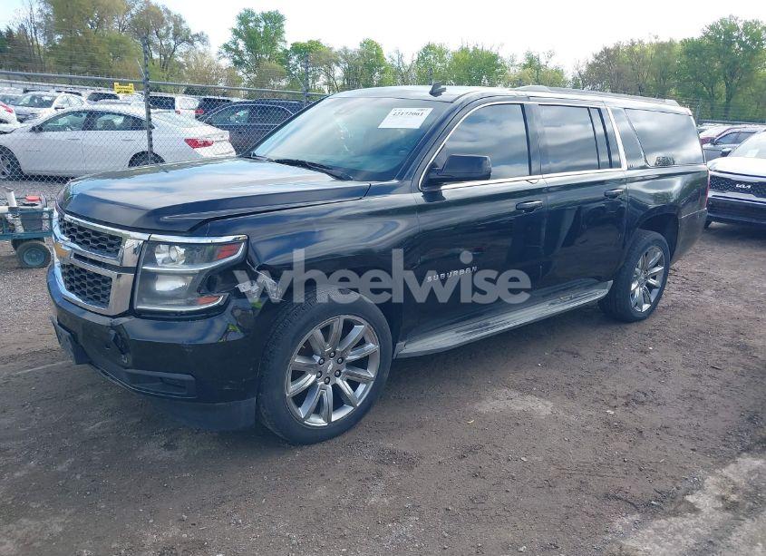 Photo 2 of 2015 Chevrolet Suburban 1500 LT (VIN 1GNSKJKC4FR144033)
