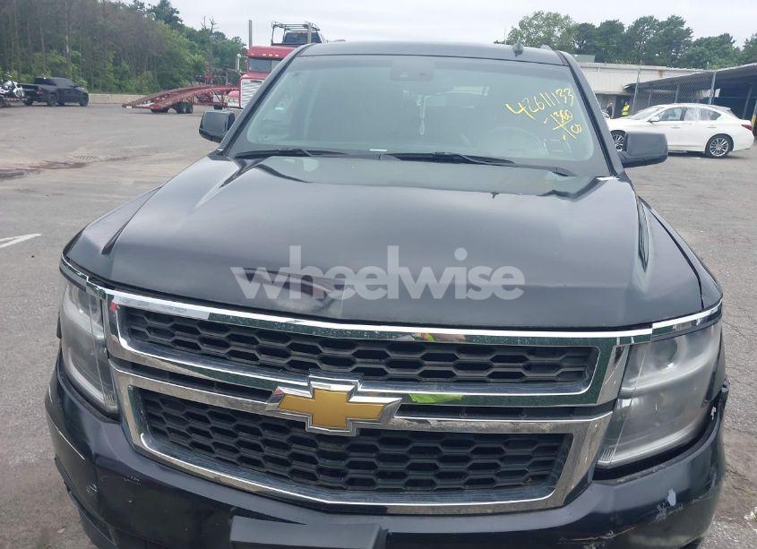 Photo 12 of 2015 Chevrolet Suburban 1500 LT (VIN 1GNSKJKC4FR152116)