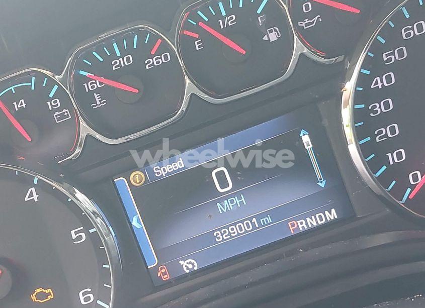 Photo 15 of 2015 Chevrolet Suburban 1500 LT (VIN 1GNSKJKC4FR152116)