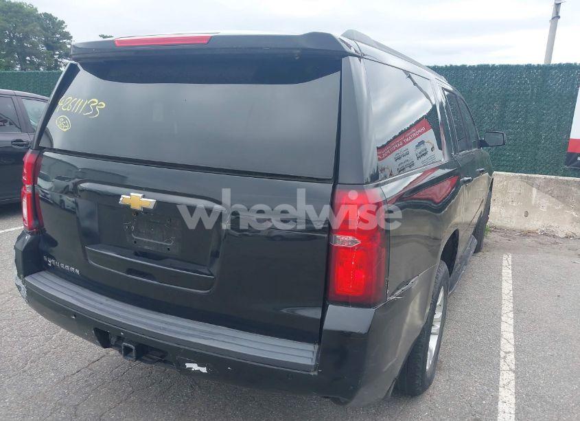 Photo 4 of 2015 Chevrolet Suburban 1500 LT (VIN 1GNSKJKC4FR152116)