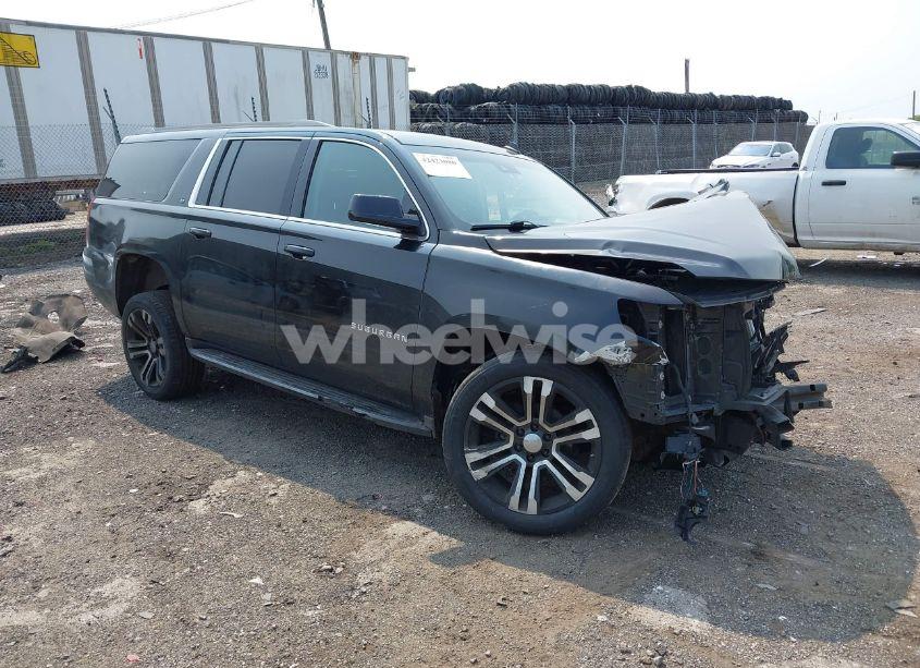 2015 Chevrolet Suburban 1500 LT (VIN 1GNSKJKC4FR222178) main photo