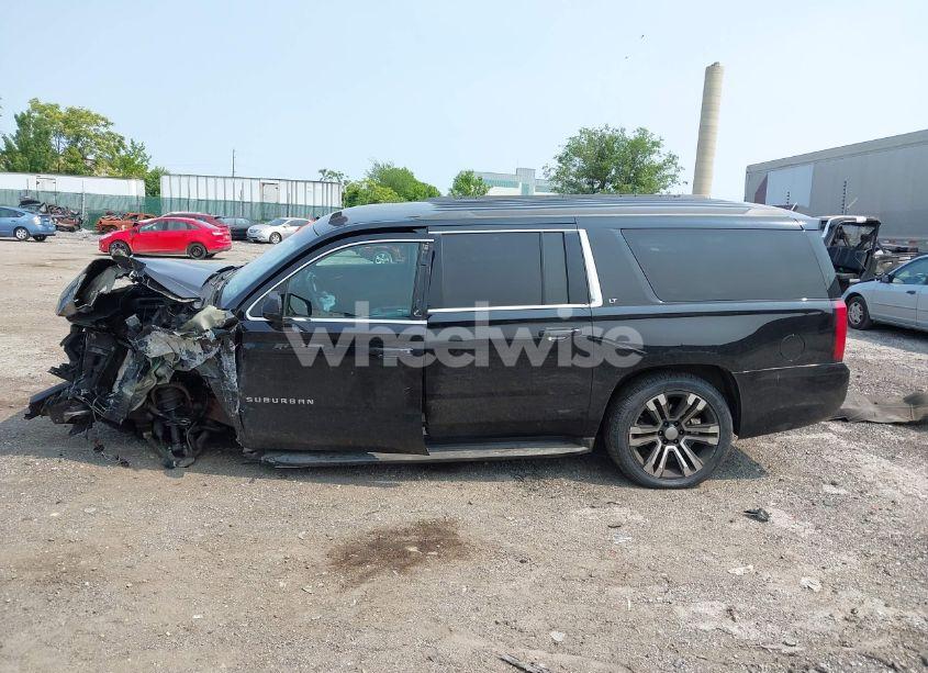 Photo 14 of 2015 Chevrolet Suburban 1500 LT (VIN 1GNSKJKC4FR222178)