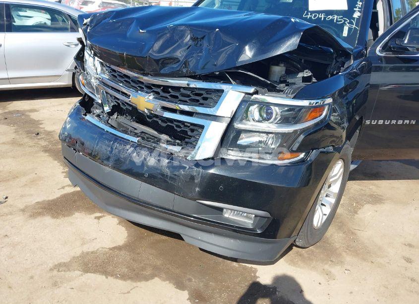 Photo 6 of 2015 Chevrolet Suburban 1500 LT (VIN 1GNSKJKC4FR545789)