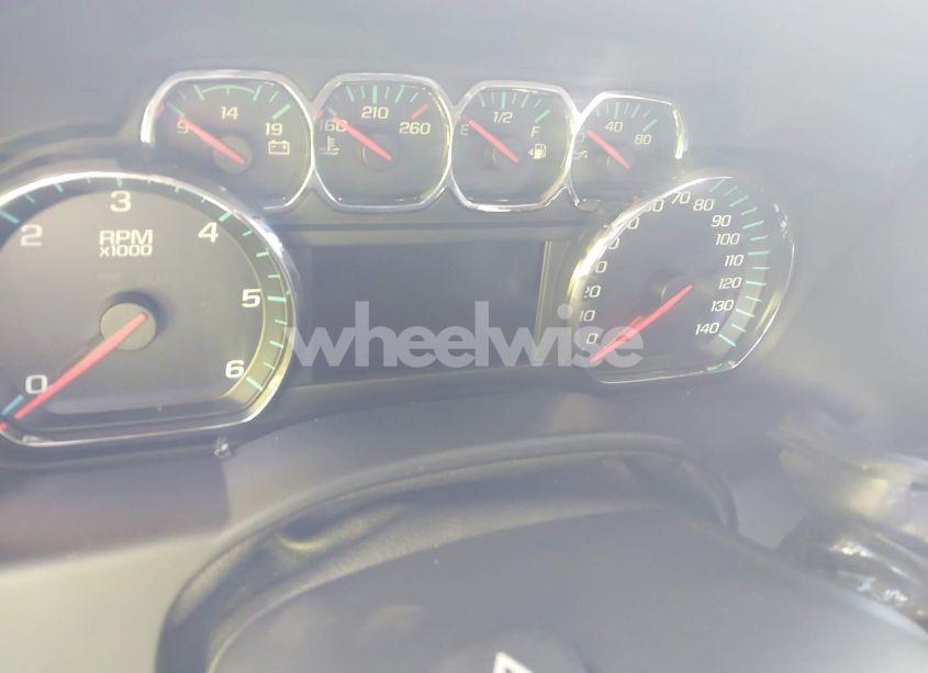 Photo 7 of 2015 Chevrolet Suburban 1500 LT (VIN 1GNSKJKC4FR545789)