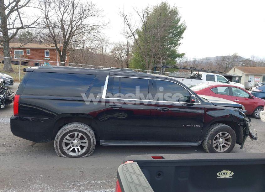 Photo 14 of 2015 Chevrolet Suburban 1500 LT (VIN 1GNSKJKC4FR701586)