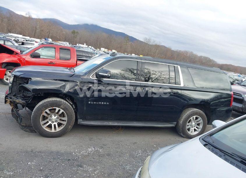 Photo 15 of 2015 Chevrolet Suburban 1500 LT (VIN 1GNSKJKC4FR701586)