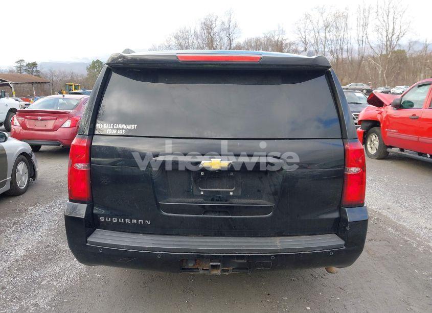 Photo 17 of 2015 Chevrolet Suburban 1500 LT (VIN 1GNSKJKC4FR701586)
