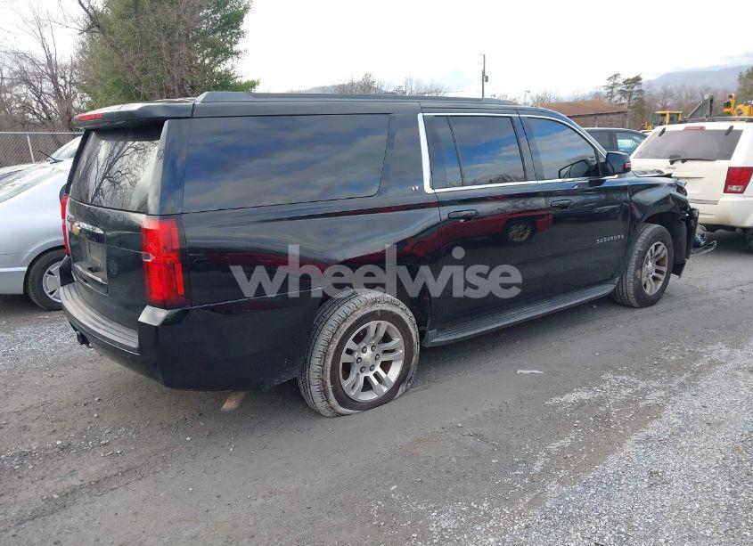 Photo 4 of 2015 Chevrolet Suburban 1500 LT (VIN 1GNSKJKC4FR701586)