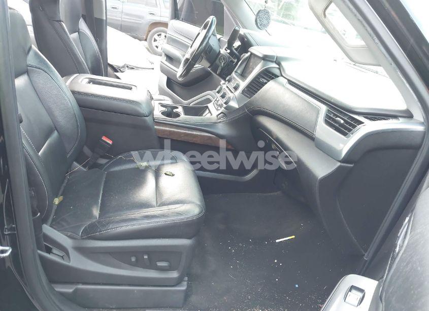 Photo 5 of 2015 Chevrolet Suburban 1500 LT (VIN 1GNSKJKC4FR701586)